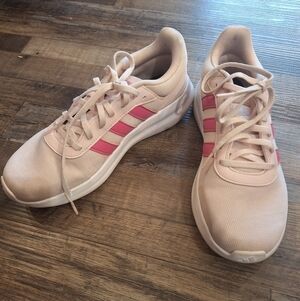 Adidas Pink Cloudfoam sneakers